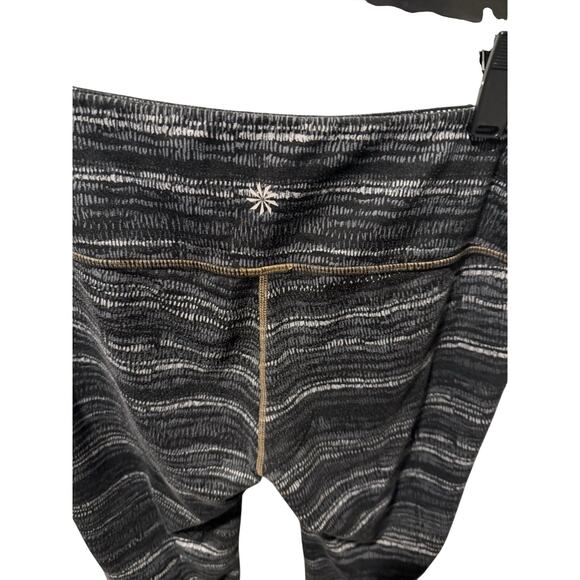 Athleta Jacquard Chaturanga Women’s Leggings – Black – Size Medium - Picture 3 of 4